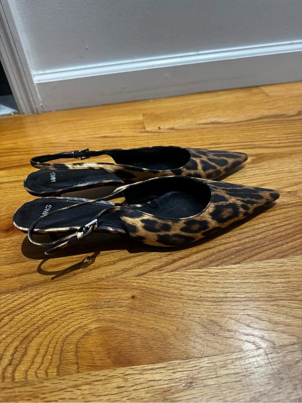 Leopard Print Pointed Slingback Flats